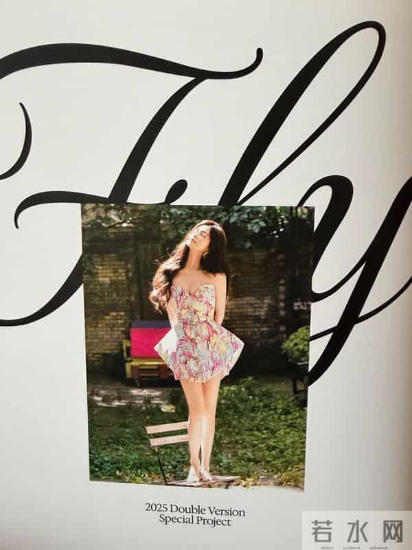 白鹿不要这么考验大家的定力!最近好爱穿抹胸裙啊