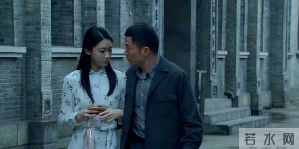 蔡孝乾墓地曝光,坟头长满荒草,墓碑不敢留名,凄凉超乎想象