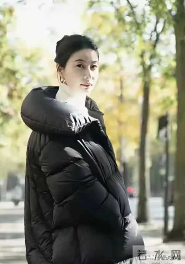 哇塞，郭晶晶美出圈了，这个发型太适合她了，天生自带贵气