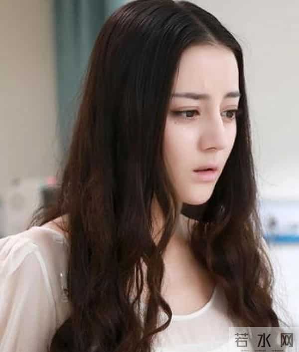 不要成为一下个大S!33岁要钱不要命的迪丽热巴,给内娱提了个醒