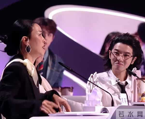 丈夫出轨风波真相大白仅2个月，那英近况曝光，一点都不意外