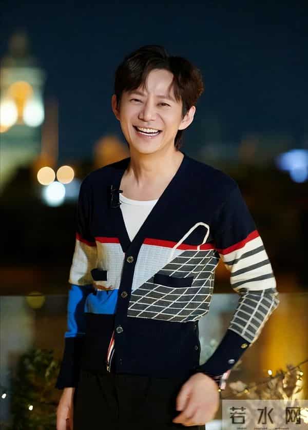 芒果台这一夜，那英再"开炮"，华晨宇"拱火"，也有何炅救不了的场