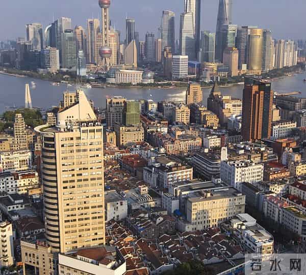 生活富足，嫁富豪老公？原来妈妈是李厚芳，难怪她能成人生赢家