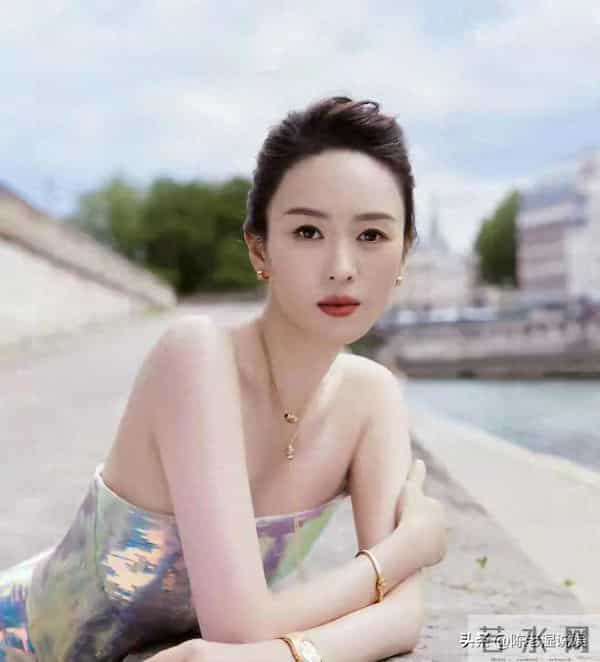 分手22年，40岁的童谣高调官宣喜讯，早已成为张默高攀不起的存在