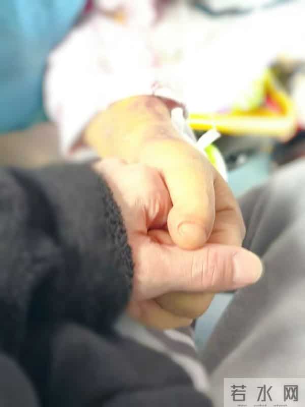 香港艺人海俊杰再发文提太太新情况 感谢古天乐曾志伟公司老板帮忙