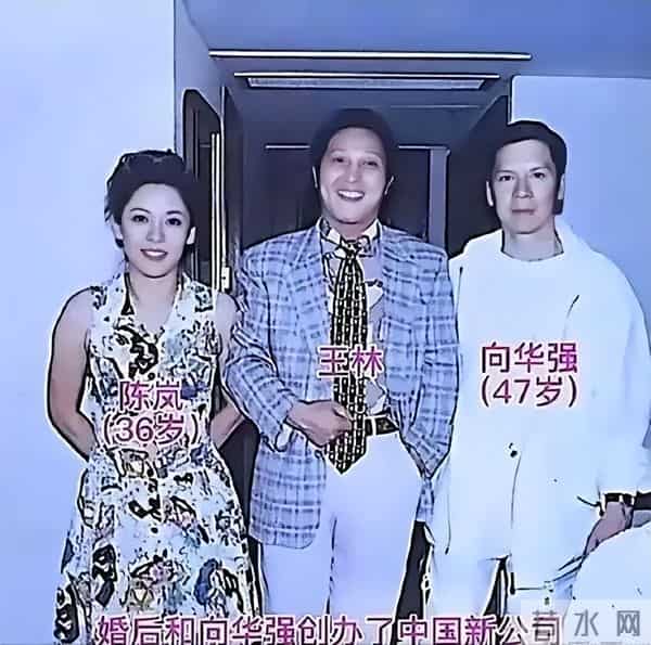 向佑彻底没救了!现身南昌酒吧,新交的女友又胖又颓,烟酒不离手