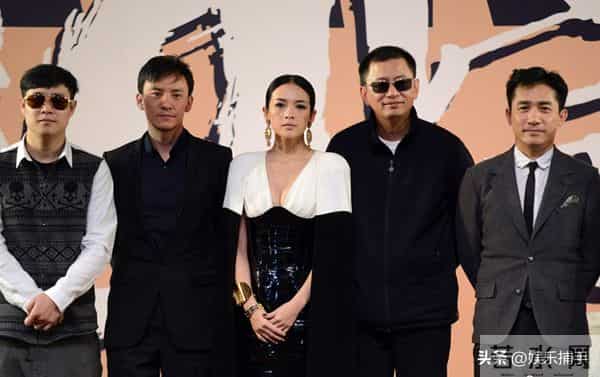 陪玩陪睡只是牛刀小试,王家卫再曝坏消息,黑手套养的明目张胆