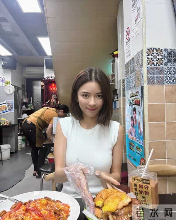 香港TVB女星曾被质疑整容，最后证明是纯天然的美貌