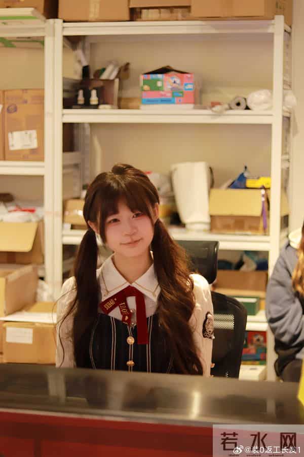 王小萌，内蒙古乌兰察布人