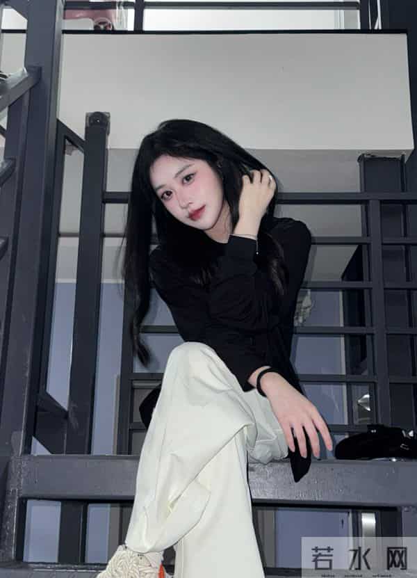 李嘉琪,河北衡水人