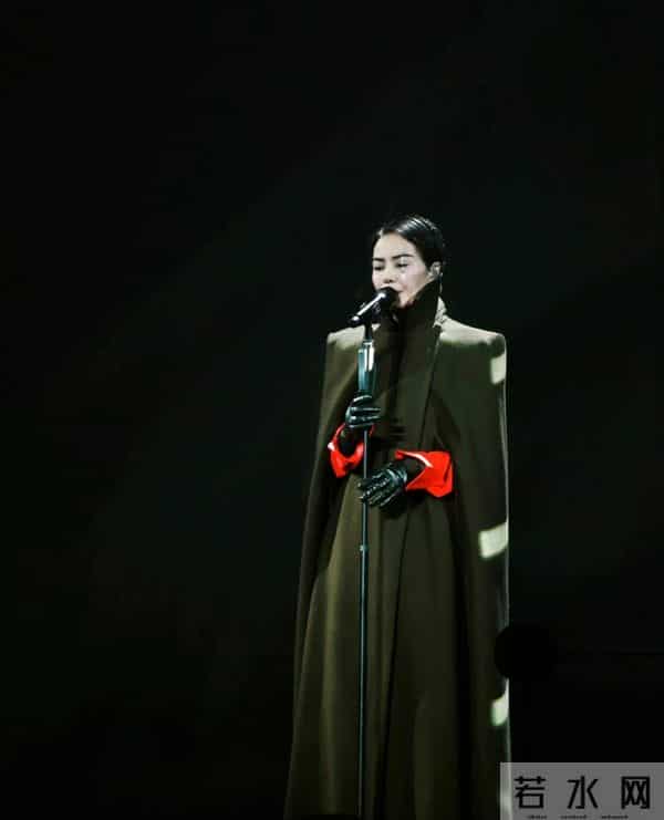 王菲经纪人陈家瑛,紧急发声,网友纷纷评论区喊话