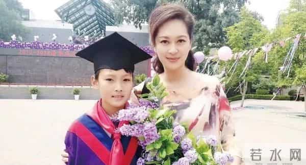 陈国军：最对不起三婚妻子傅丽云，44岁儿子成为他最大的心病