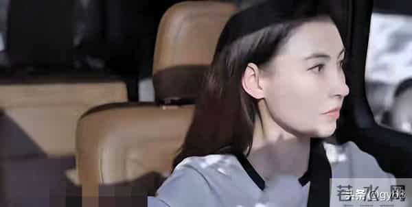 张柏芝的牛仔裤穿搭绝了！素颜状态惊艳全网