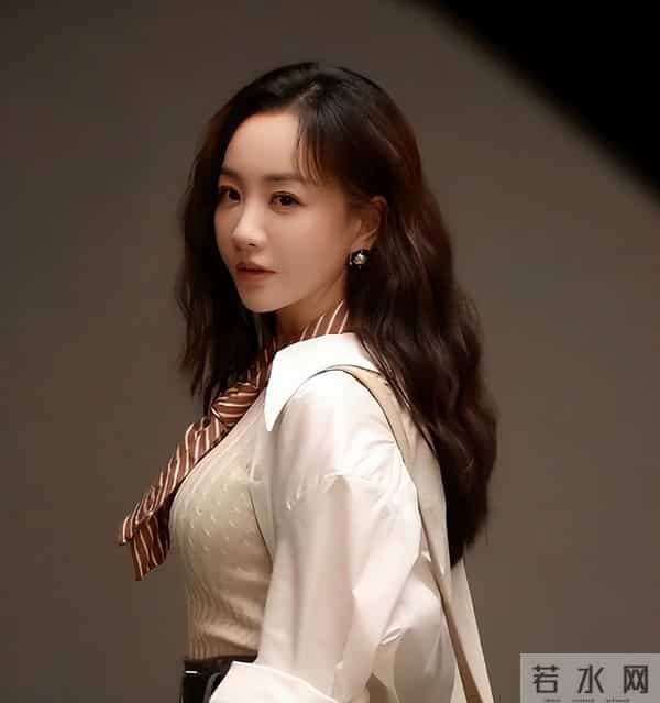 长得漂亮耐看,演了11次女一号没红,如今44岁搭档聂远,终于红了