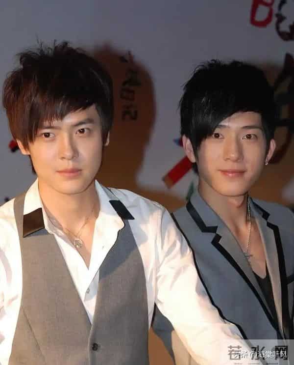 付辛博演了44部剧没红,搭档蒋欣爆红,夫妻搭档的真相.