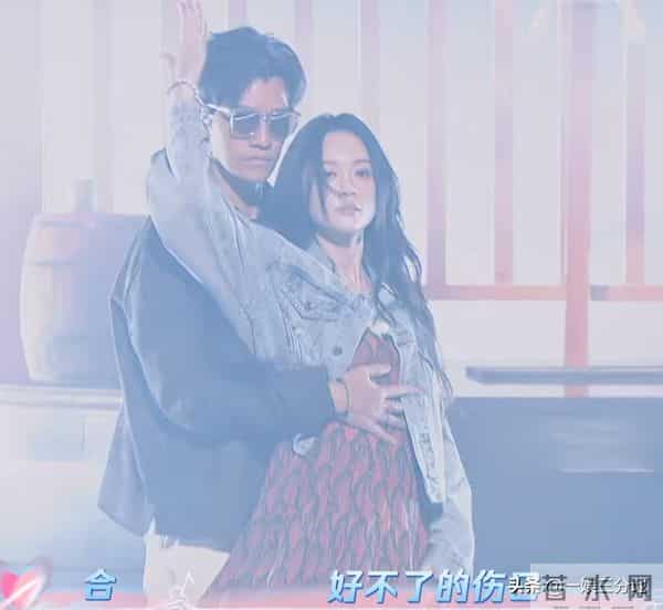 天声一对最敷衍的夫妻,唱歌对口型、拿冠军嘲讽人,陆毅还得恭维