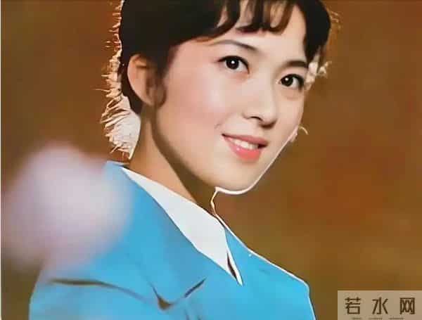 39年后,再看因流氓案“逃往”美国的龚雪,郭德纲说的话终于应验