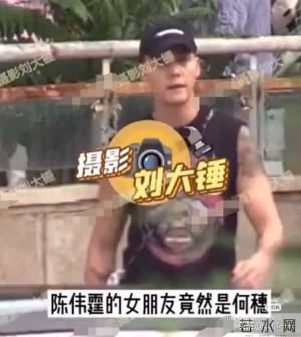 陈伟霆亲自接妈妈来京探望孙媳,摸脸好宠溺!对何穗很满意!