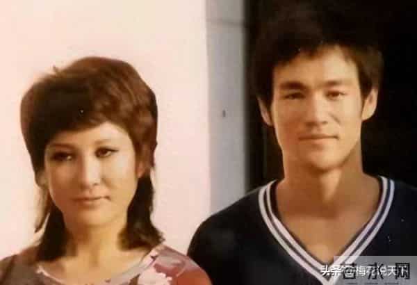 52年后,78岁丁佩终于说出真相:李小龙在我床上倒了12分钟!