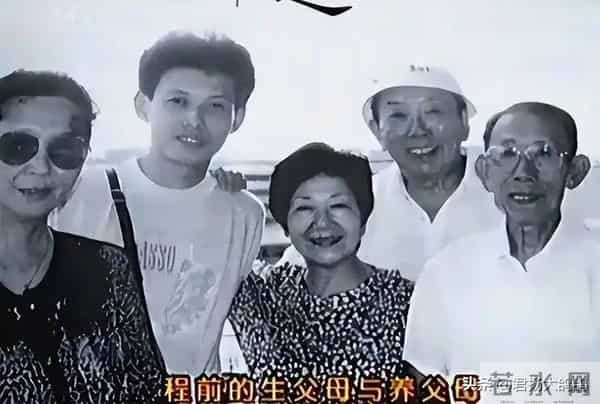 央视一哥和董卿同居6年分手,51岁二婚再娶娇妻,如今60岁大变样