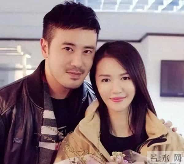 他娶了摇滚女神谭维维，婚后靠她赚钱养家，儿女双全生活太幸福