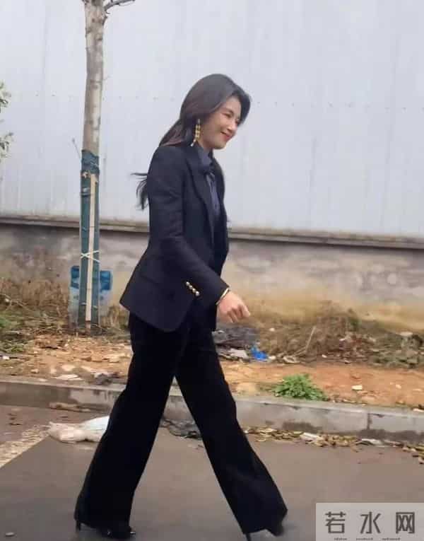 碰到47岁刘涛,那真实模样,你打几分?