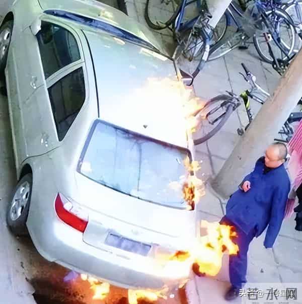 十年河东十年河西，娶前妻闺蜜的窦唯，成为了王菲高攀不起的存在