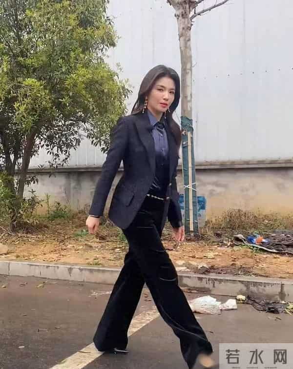 碰到47岁刘涛，那真实模样，你打几分？