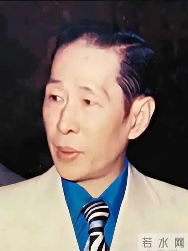 三女共侍一夫！每人每月50万零花钱，57岁色心不改又包“四奶”？