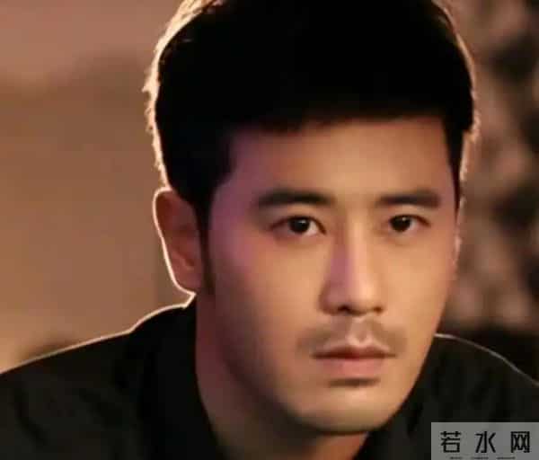 他娶了摇滚女神谭维维,婚后靠她赚钱养家,儿女双全生活太幸福