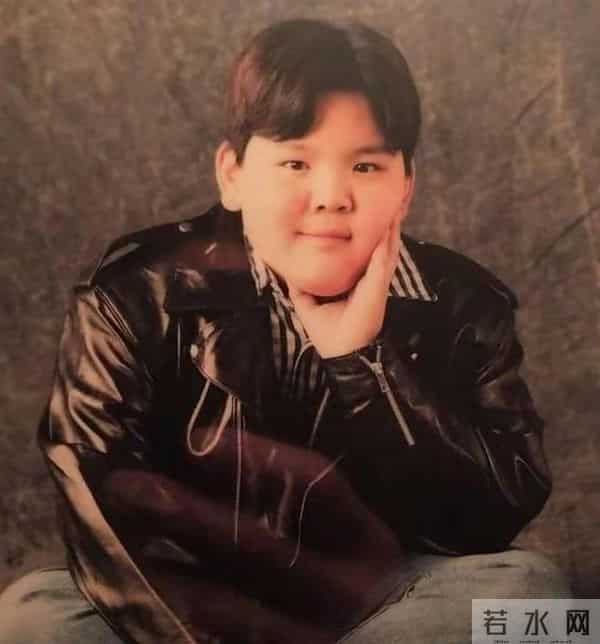 同样是向太的孩子,向佑和哥哥向佐却走向了两条不同的路