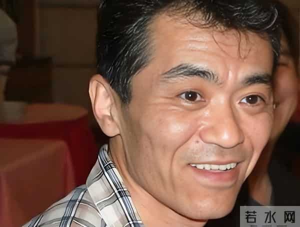 曾在央视春晚搭档潘长江，消失多年本以为退休，因病离世让人惋惜