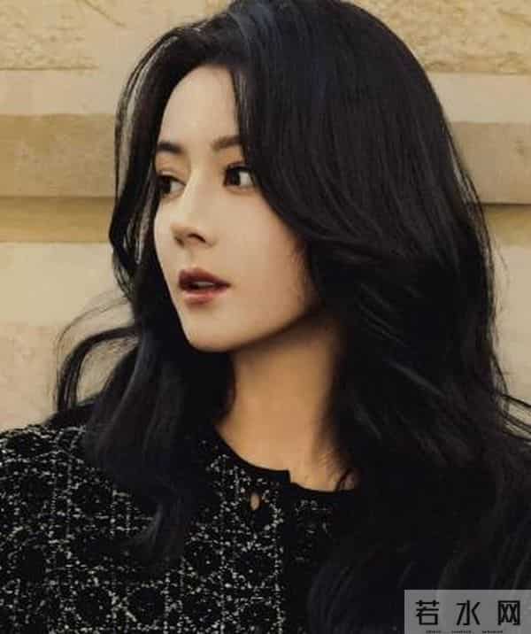 不要成为一下个大S!33岁要钱不要命的迪丽热巴,给内娱提了个醒