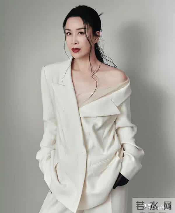 卡地亚这一夜,珠圆玉润的郭晶晶,秒了内娱一堆“排骨精”