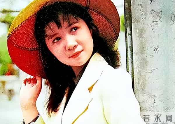 原来他就是蔡明的儿子，39岁才华出众，却是蔡明最大的“心病”