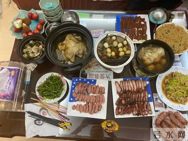 郭爸爸晒自拍，老了但精神足不像癌症患者，郭碧婷带孩子陪伴左右