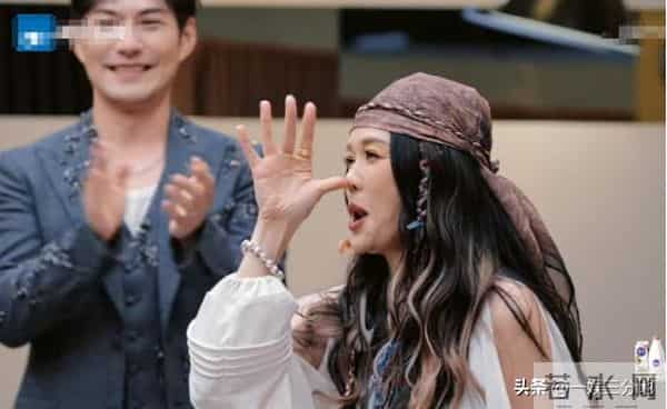 天声一对最敷衍的夫妻,唱歌对口型、拿冠军嘲讽人,陆毅还得恭维