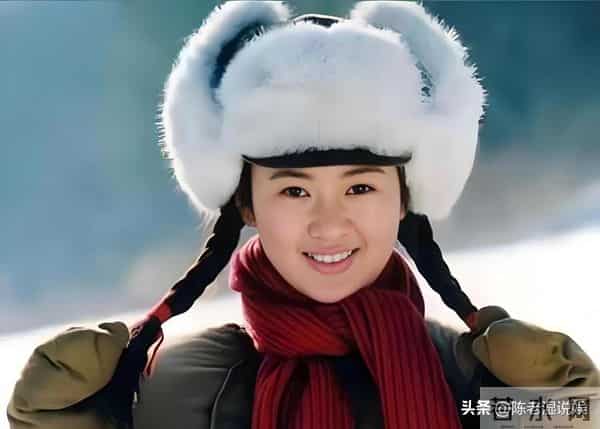 分手22年,40岁的童谣高调官宣喜讯,早已成为张默高攀不起的存在