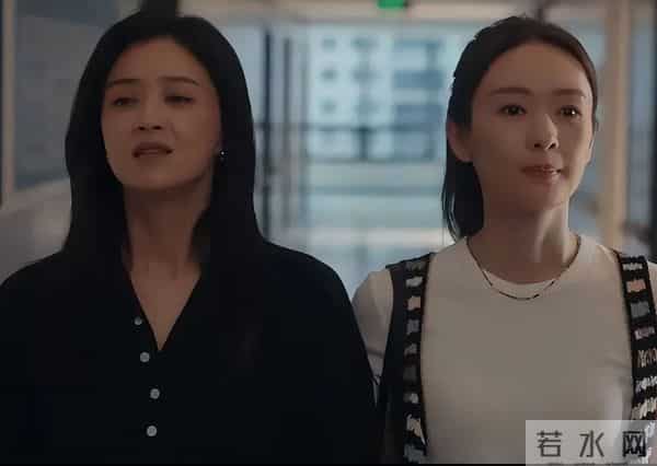 当40岁童谣跟42岁蒋欣站一起,我才彻底明白,女演员气质有多重要