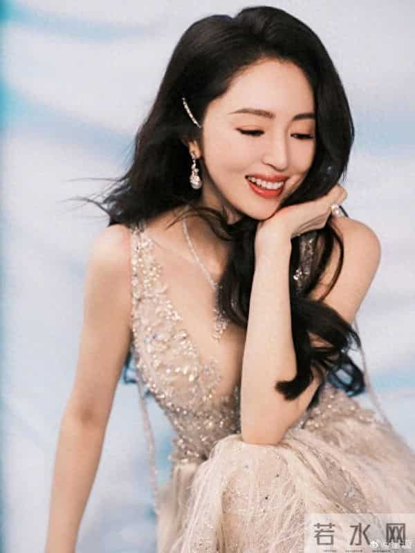 董璇，便宜张维伊那小子了