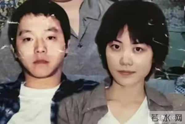 王菲没想到,自己56岁的前夫如今隐居阿那亚,把生活过成了一首诗