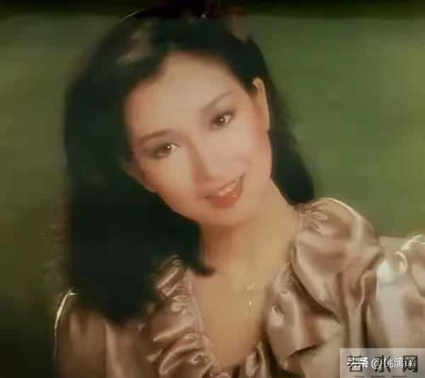 一见钟情步入婚姻,相守45年不离不弃,无法生育没有孩子也很幸福