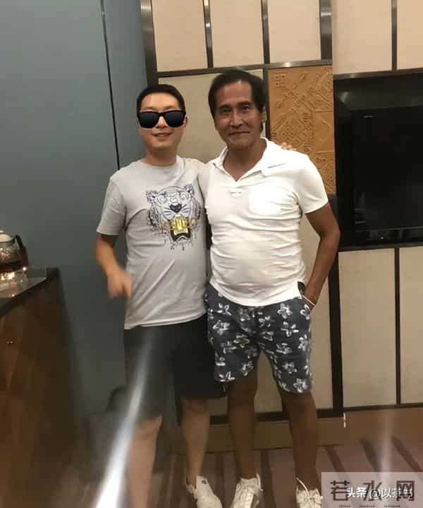 父亲是地产大亨,从小家境殷实,为何孙丽雅会嫁比亲妈还大的齐秦