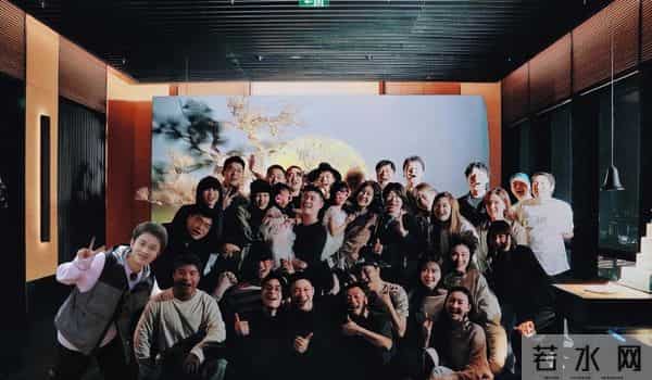 分手传闻不过半年，为陈赫庆生的鹿晗，戳穿了和关晓彤的真实处境