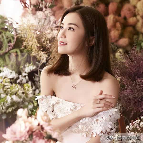 喜讯!蔡卓妍终于迎来新恋情,和小10岁健身教练正在热恋