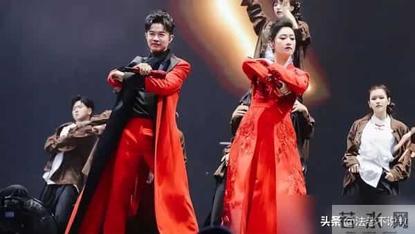 沉寂五个月后玲花官宣好消息,曾毅去哪了?