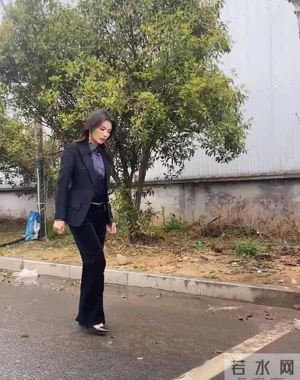 碰到47岁刘涛,那真实模样,你打几分?