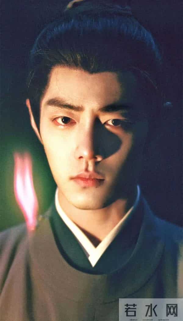 央视“点名”才几天，肖战因一个举动，再令杨紫和所有人刮目相看