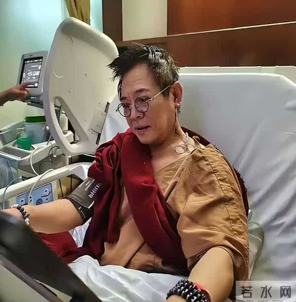 越是上流人越会整事!向太曝李连杰回春内幕,没换心脏邋遢显憔悴