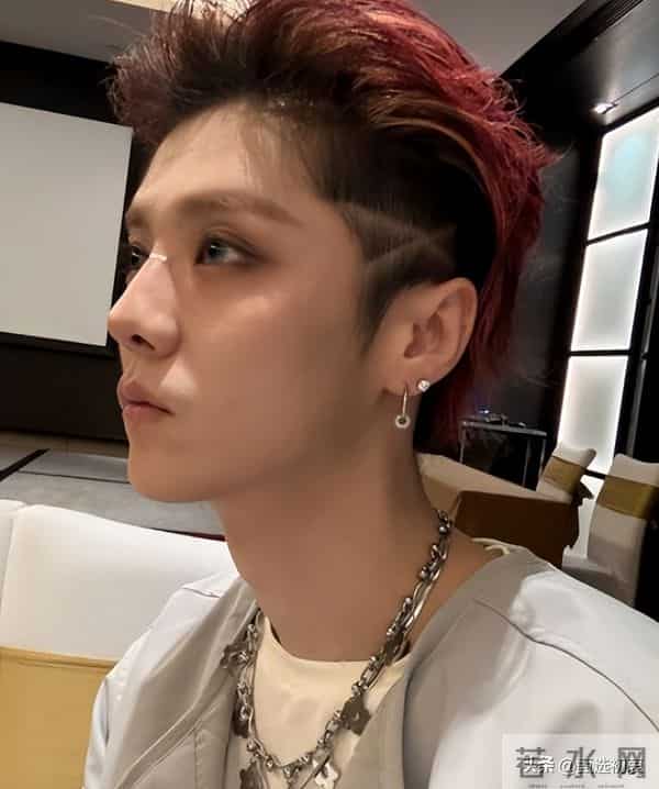 曲终人散!鹿晗为陈赫庆生,关晓彤回应耐人寻味,8年情断添铁证